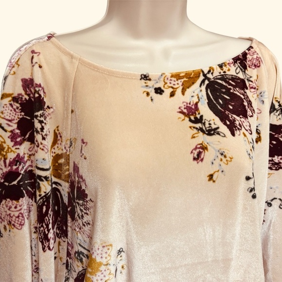Intimately Free People Floral Babe Slouchy Velvet Dolman Bodysuit - Size XS - Picture 5 of 6